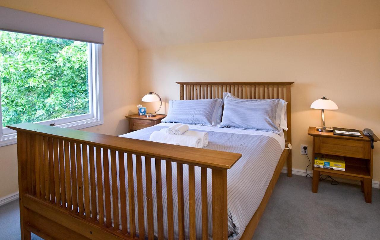 โอรารี แอนด์ โอรารี อพาร์ตเมนต์ Bed & Breakfast ไครสต์เชิร์ช ภายนอก รูปภาพ